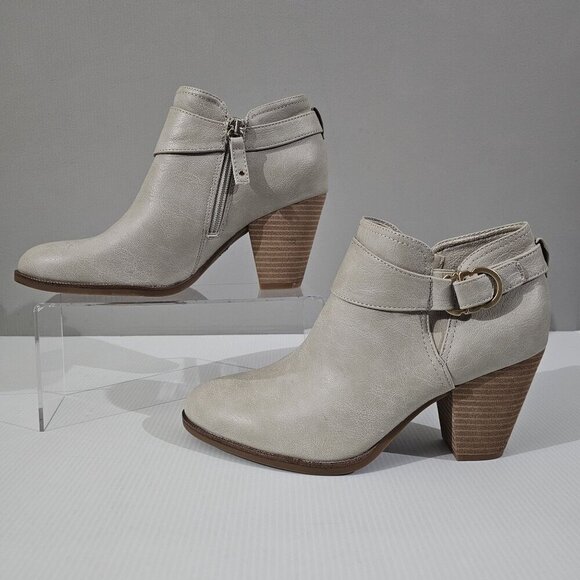 NEW Dr Scholls Kickstart Ankle Bootie Womens 9.5 Taupe Block Heel Buckle Neutral - Picture 2 of 14